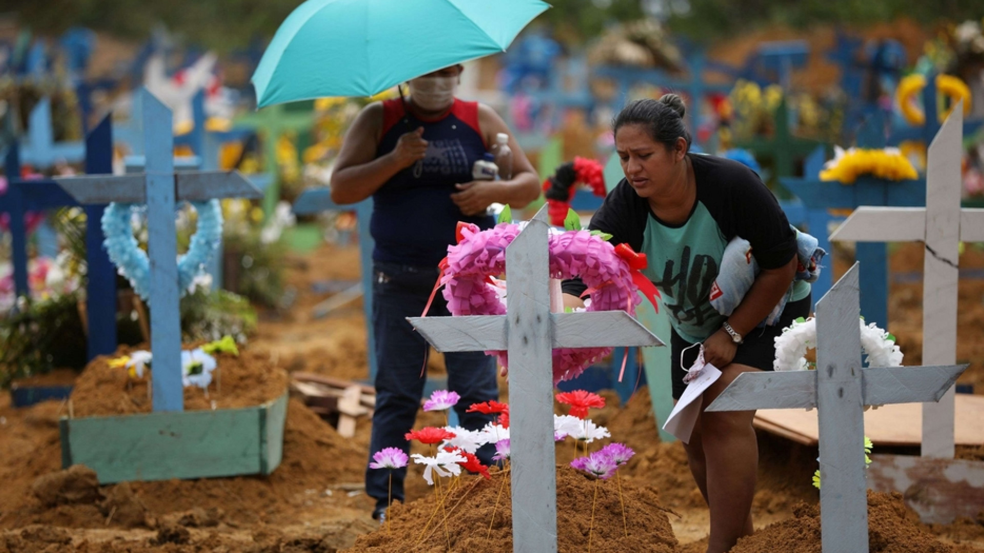 Immagine di Il sindaco di Manaus accusa Bolsonaro; "Abbandonati, moriamo tutti"