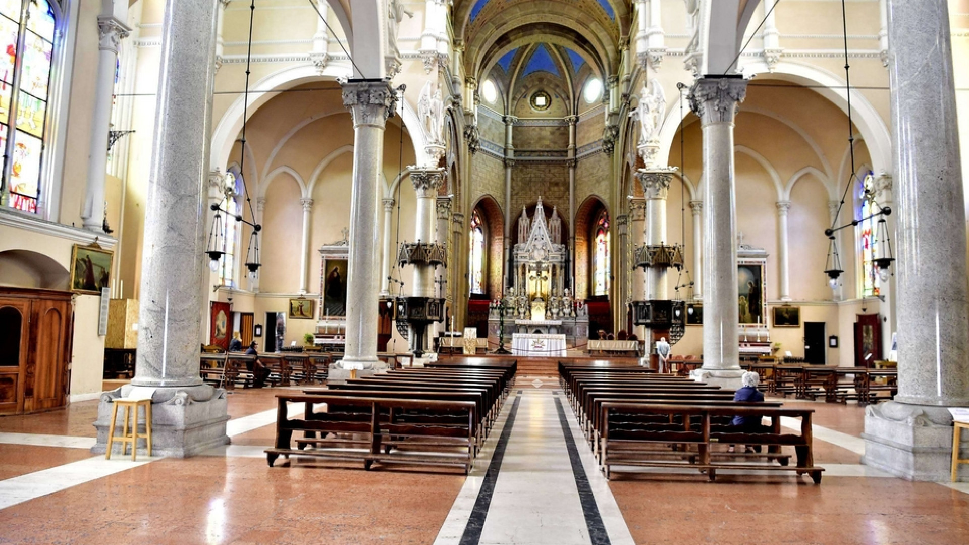 Immagine di Tornano i funerali. Con cautela (e senza termoscanner)