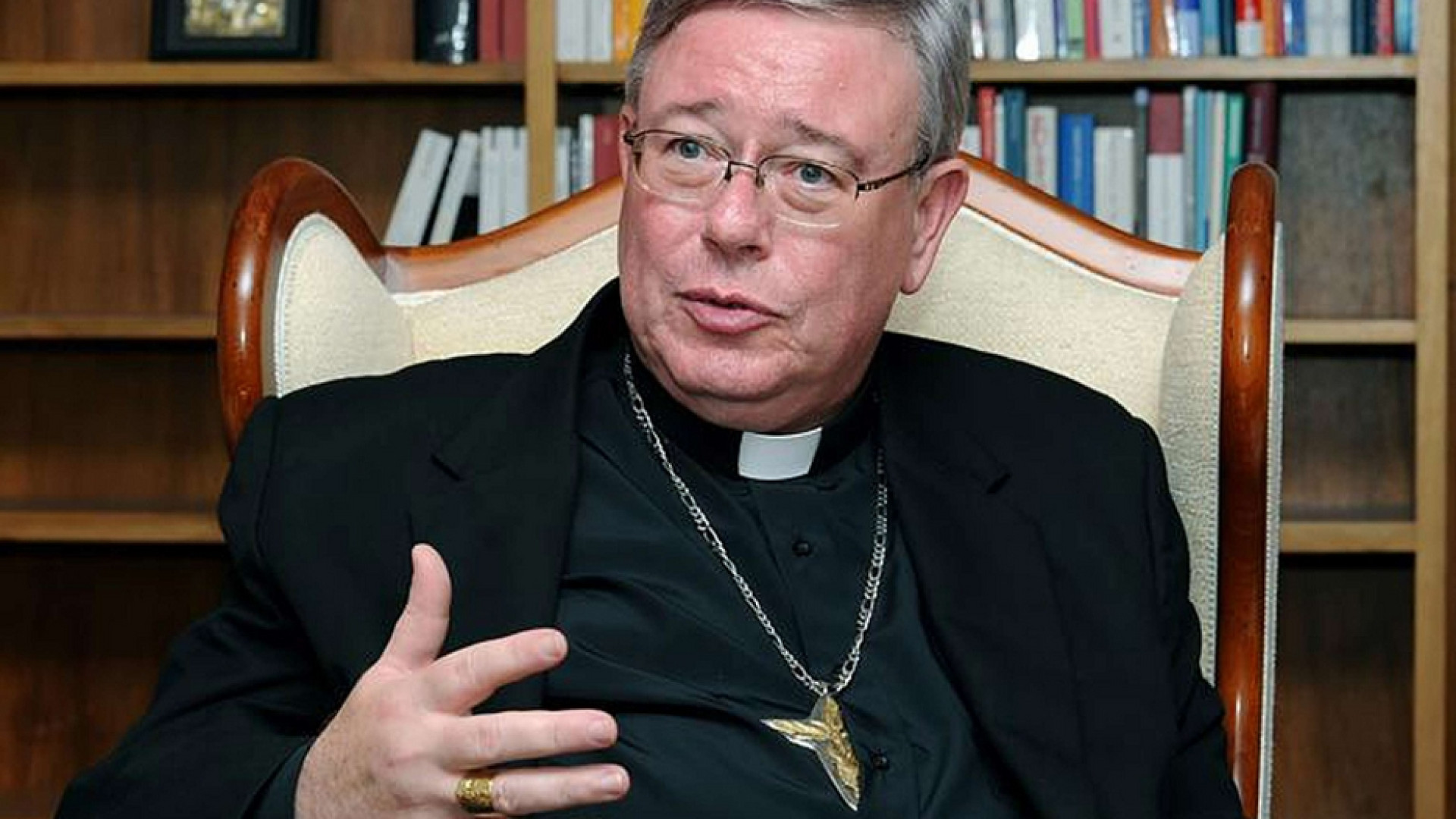 Immagine di Europa senza festa, nella pandemia. Hollerich: «Adesso serve più empatia»
