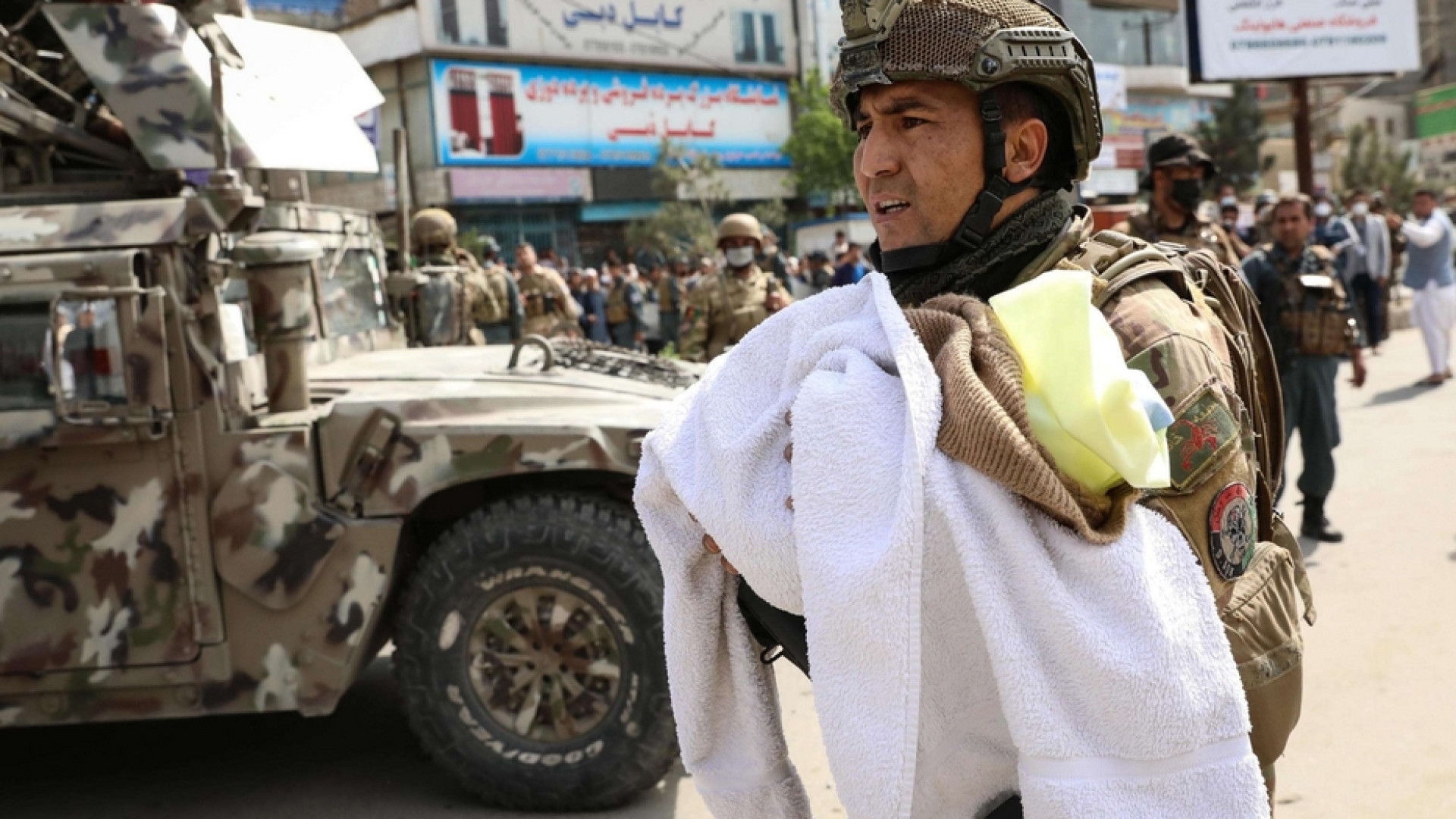Immagine di Attacco a un ospedale di Msf a Kabul: è strage di donne e neonati
