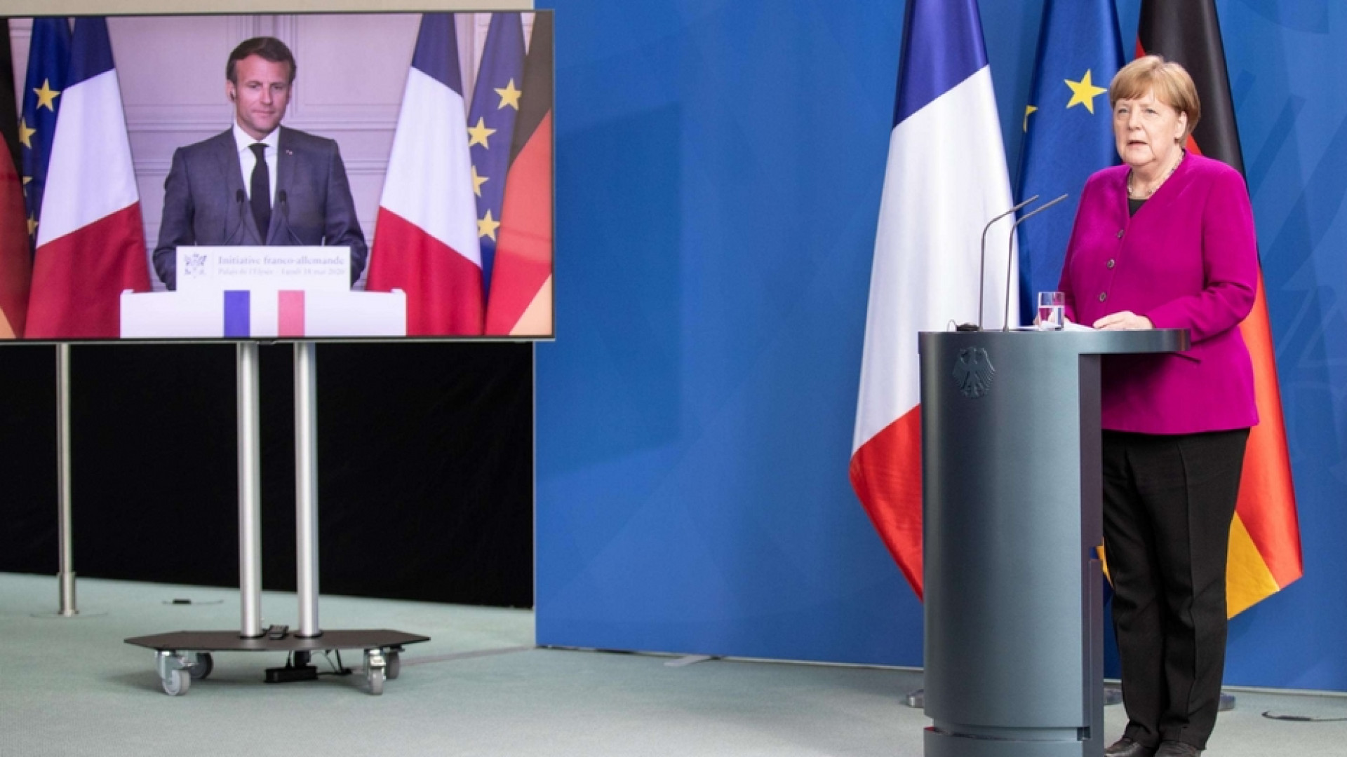 Immagine di Merkel-Macron: 500 miliardi subito a fondo perduto. Conte: è buon avvio