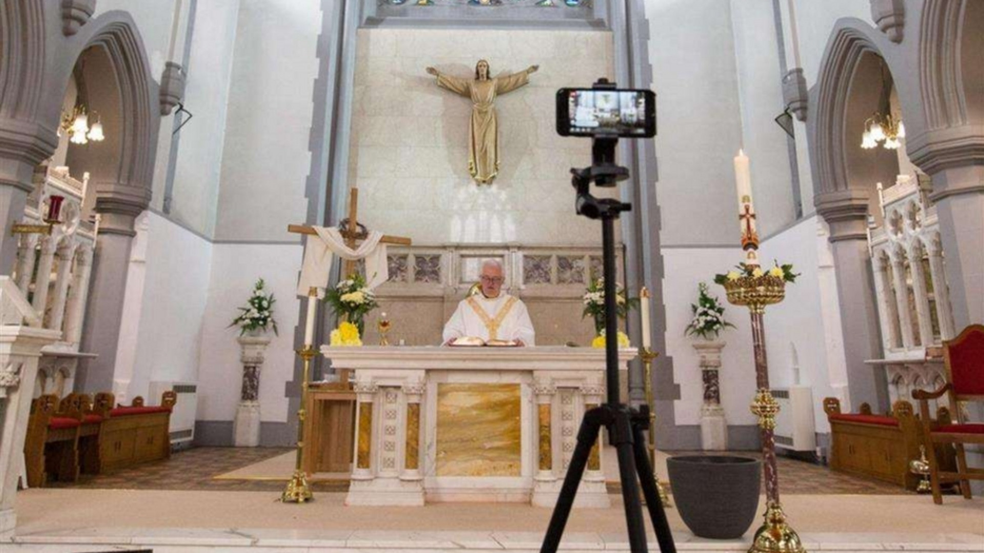 Immagine di Le Messe di domenica 24 maggio in diretta tv e social