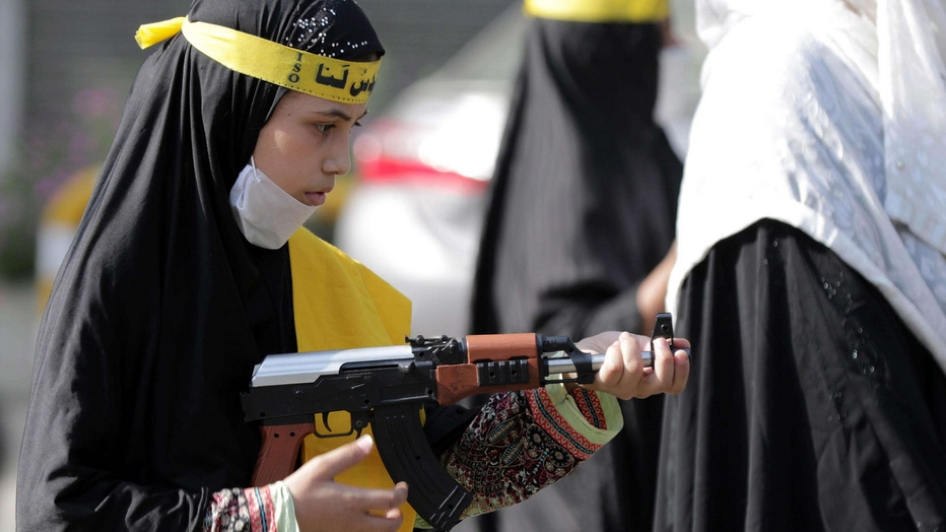 Immagine di Fine del Ramadan con il fiato sospeso, Khamenei torna a minacciare Israele