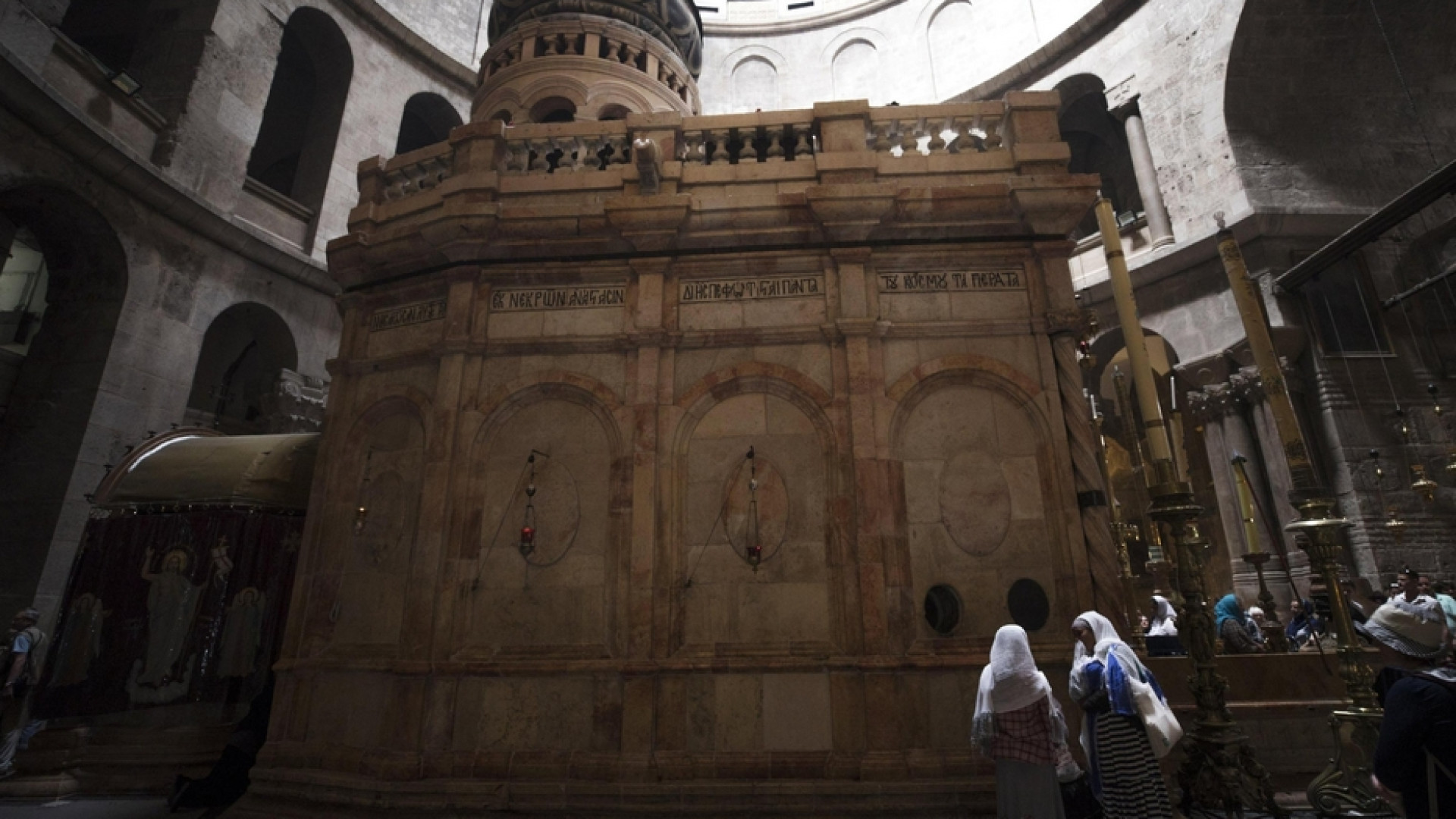 Immagine di Riapre ai fedeli la Chiesa del Santo Sepolcro a Gerusalemme