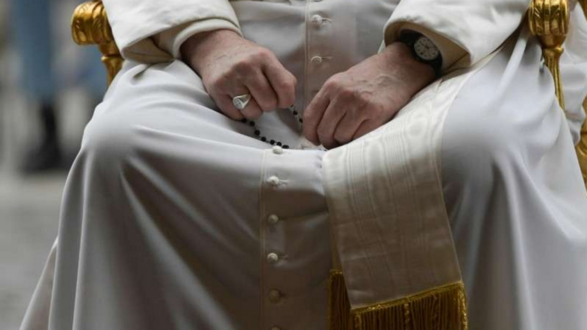 Immagine di Papa: prega la Madonna, "liberaci da ogni pericolo"