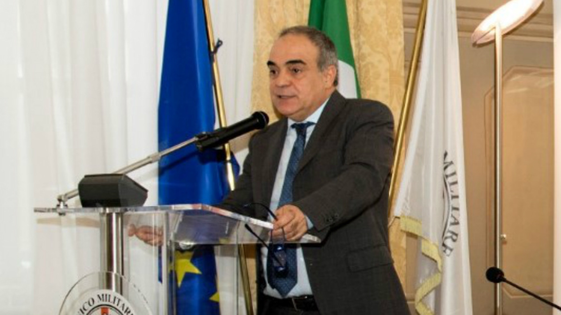 Immagine di 2 giugno: Calvisi (Difesa), ancora più uniti per superare le difficoltà