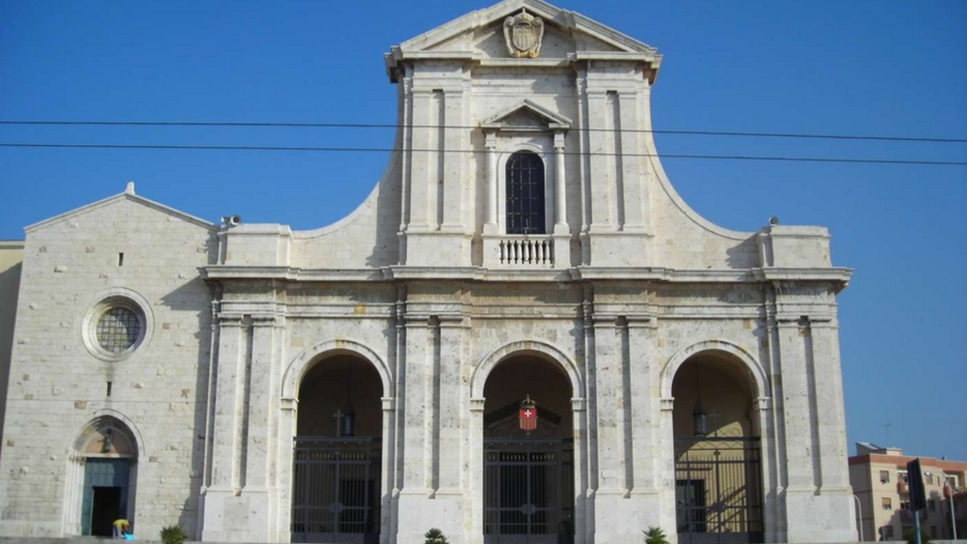 Immagine di La Sardegna si affida alla Madonna di Bonaria