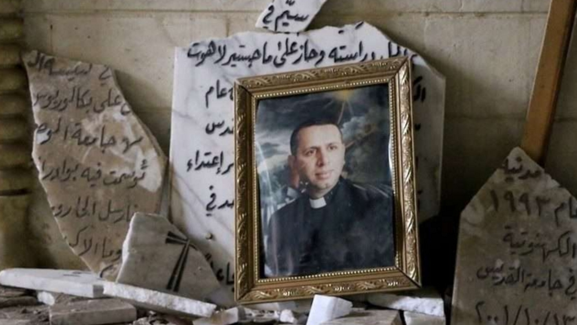 Immagine di Giugno 2007, don Ragheed ucciso dal Daesh per non aver chiuso la chiesa
