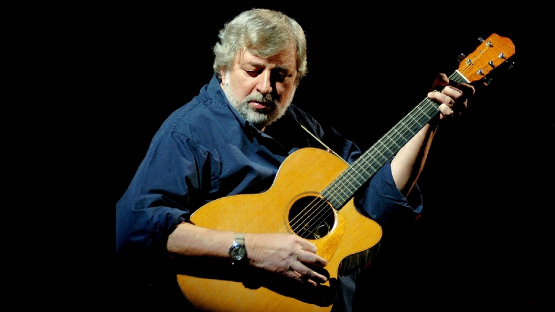 Immagine di Da ragazzo a docente, ascoltando Guccini