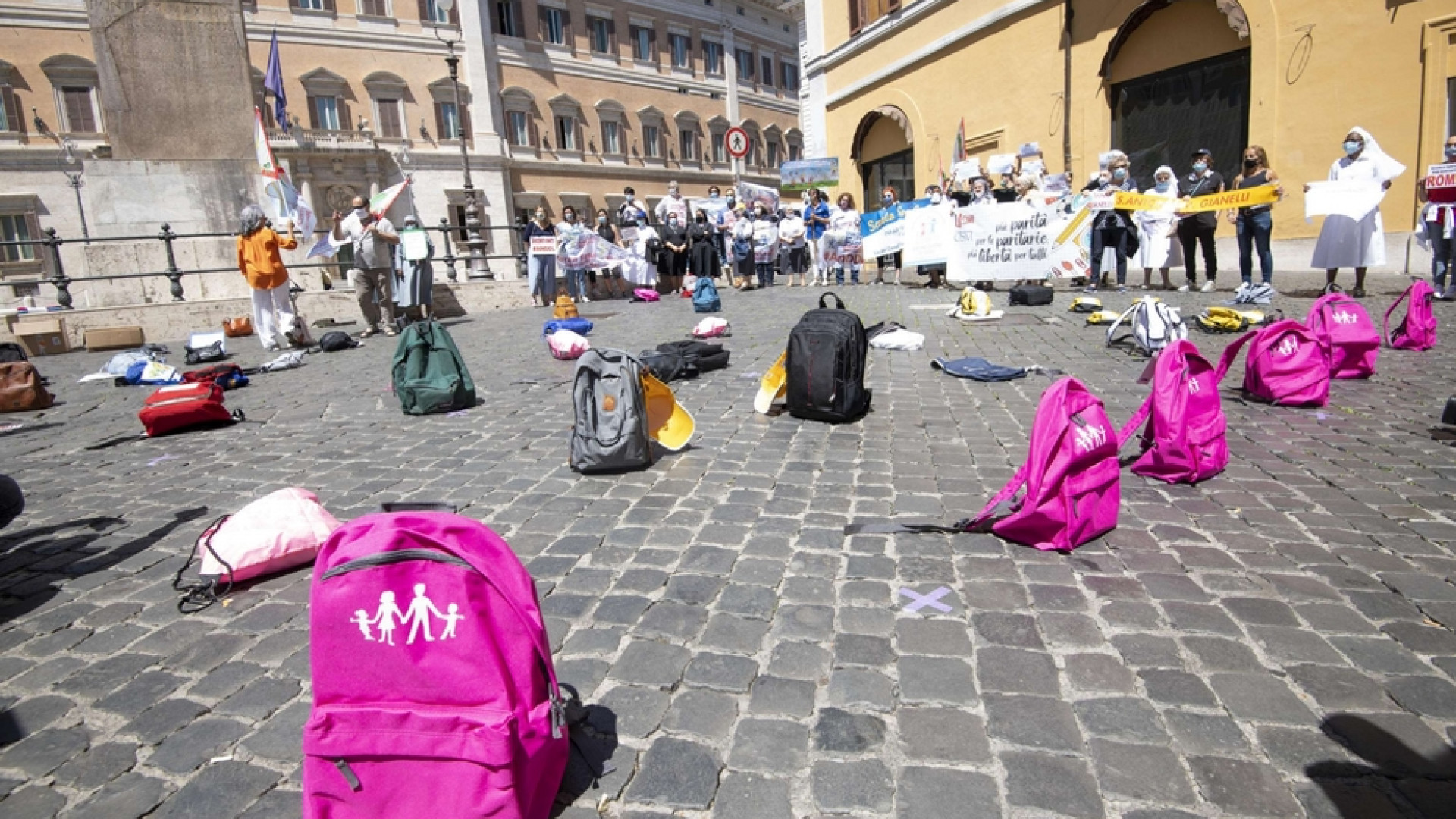 Immagine di Flash mob delle paritarie per i fondi. Ma ecco la beffa ministeriale
