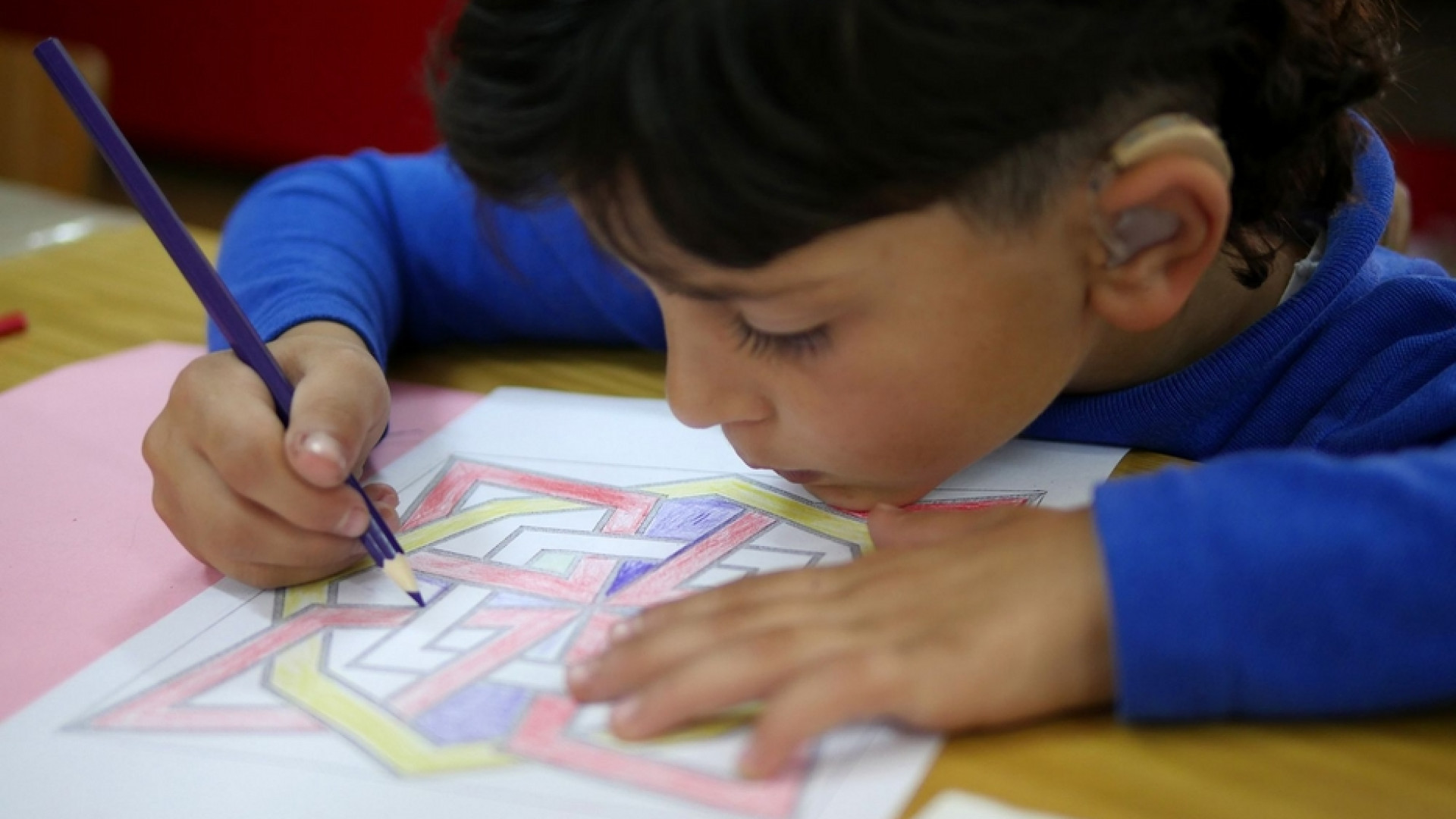 Immagine di Da Betlemme il grido all’Italia: aiutate i bambini sordi amati da Paolo VI