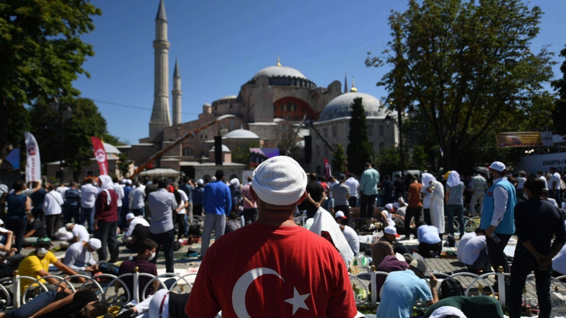 Immagine di In Santa Sofia venerdì di preghiera islamica con Erdogan