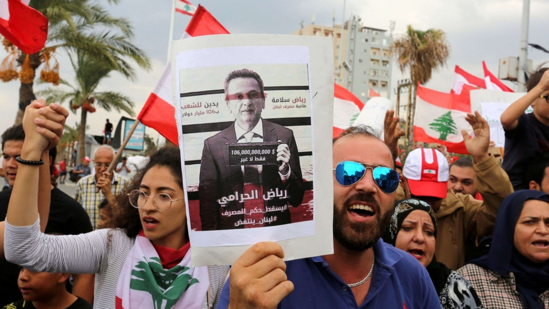 Immagine di Libano divorato dalla crisi: Hezbollah sempre più solo