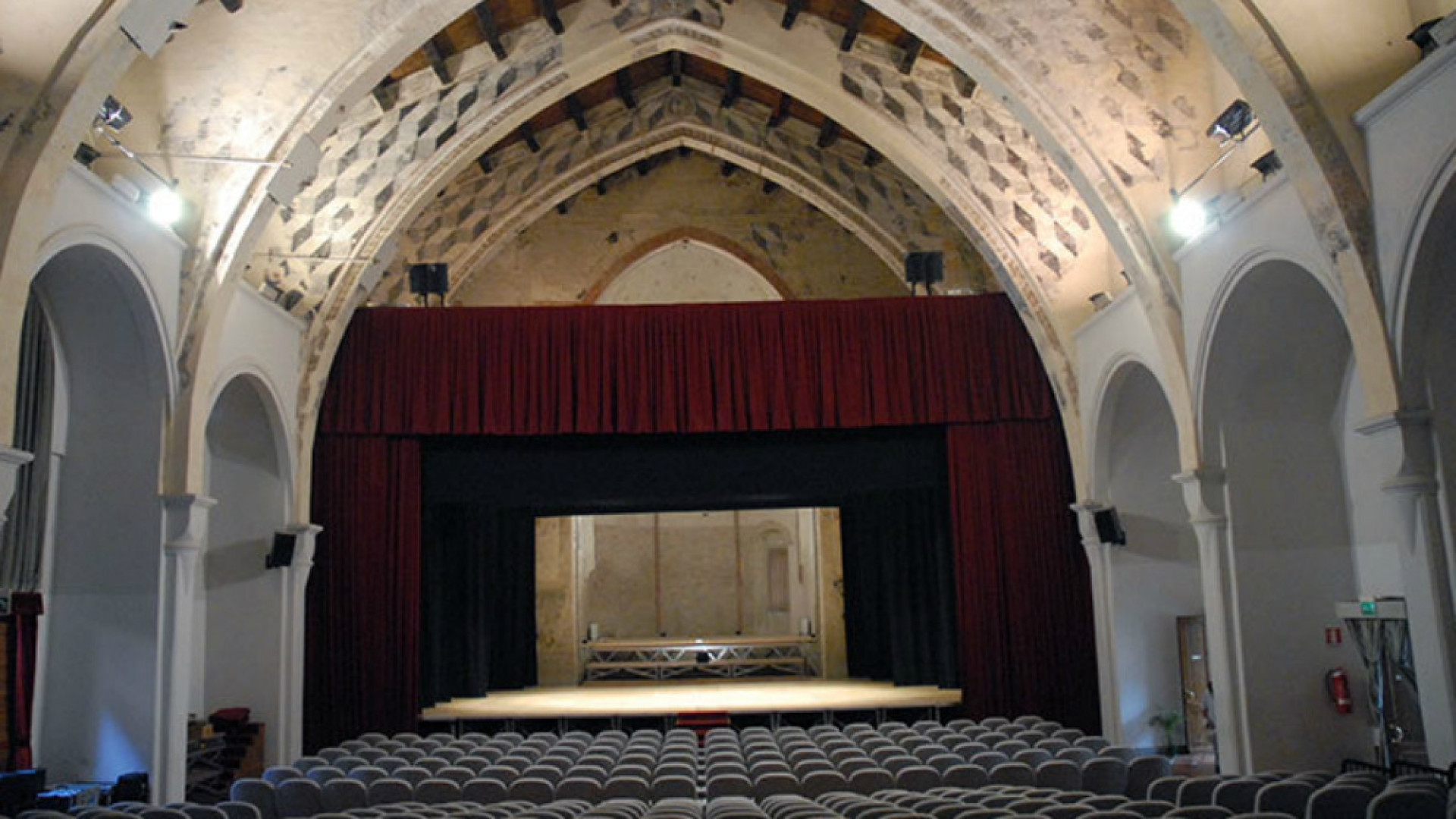 Immagine di San Domenico pronto a ripartire con concerti, danza e fotografie