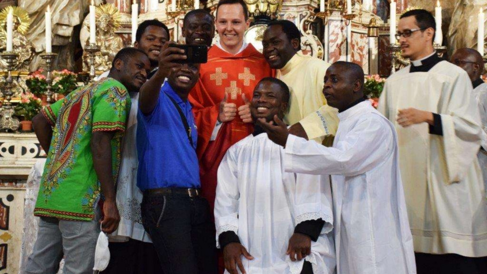 Immagine di Da maestro di sci a missionario: «La mia vita sarà tra i poveri»