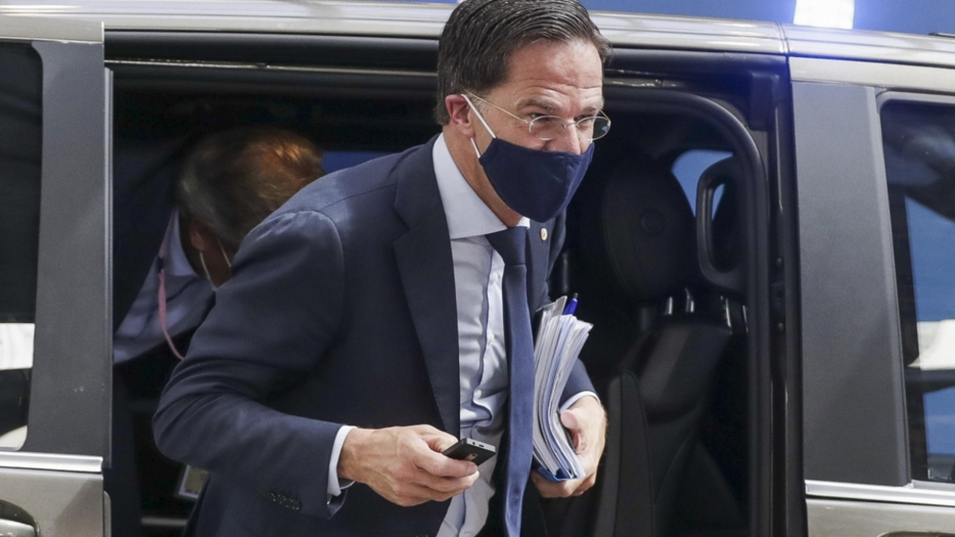 Immagine di Adesso è Rutte il leader in difficoltà: in Olanda il virus corre. Con la paura