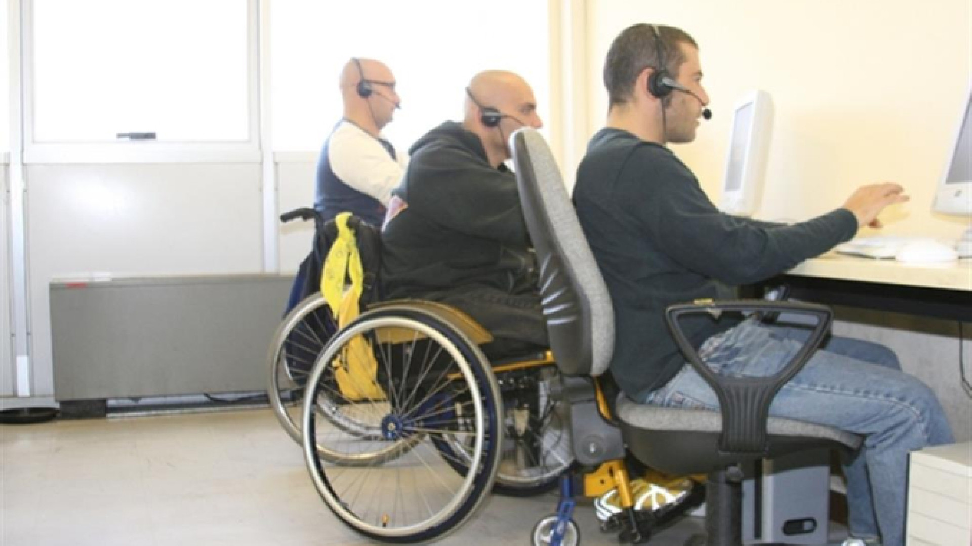 Immagine di Lavoratori fragili "dimenticati": «Siamo rimasti senza tutele»