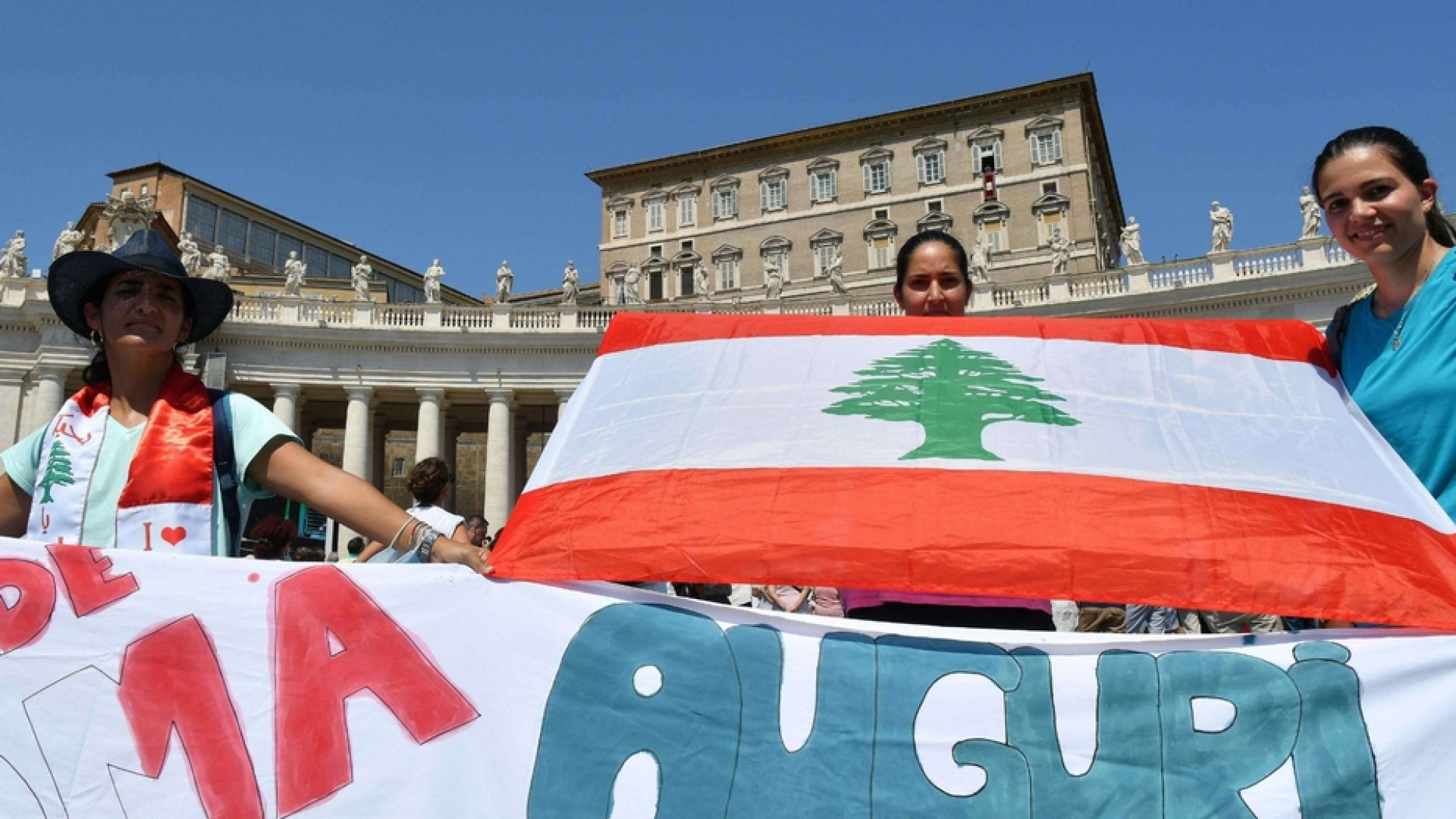 Immagine di Il Papa prega per il Libano: tutti chiamati a collaborare per il bene comune
