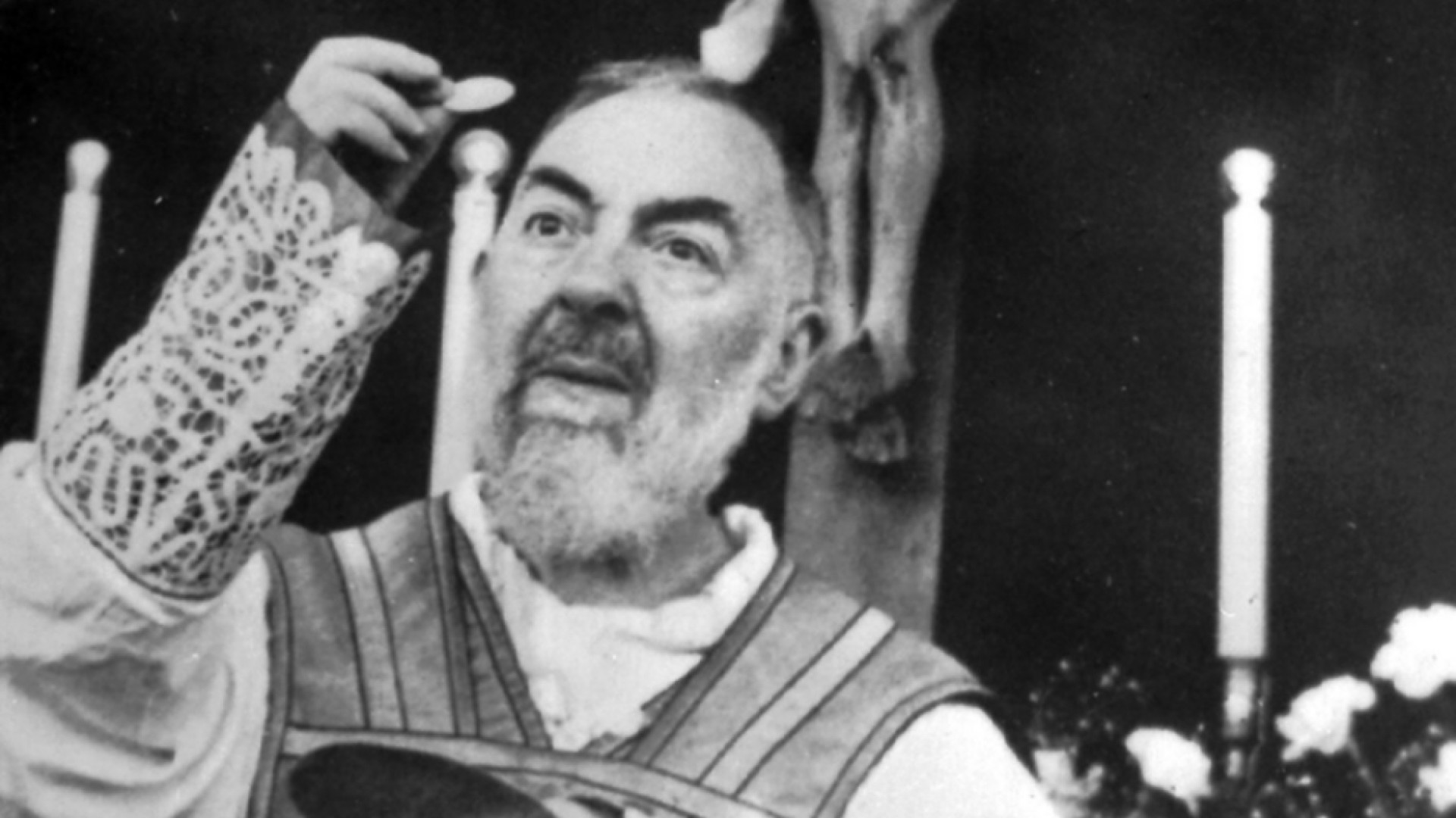Immagine di Pietrelcina ricorda la Prima Messa celebrata da padre Pio 110 anni fa