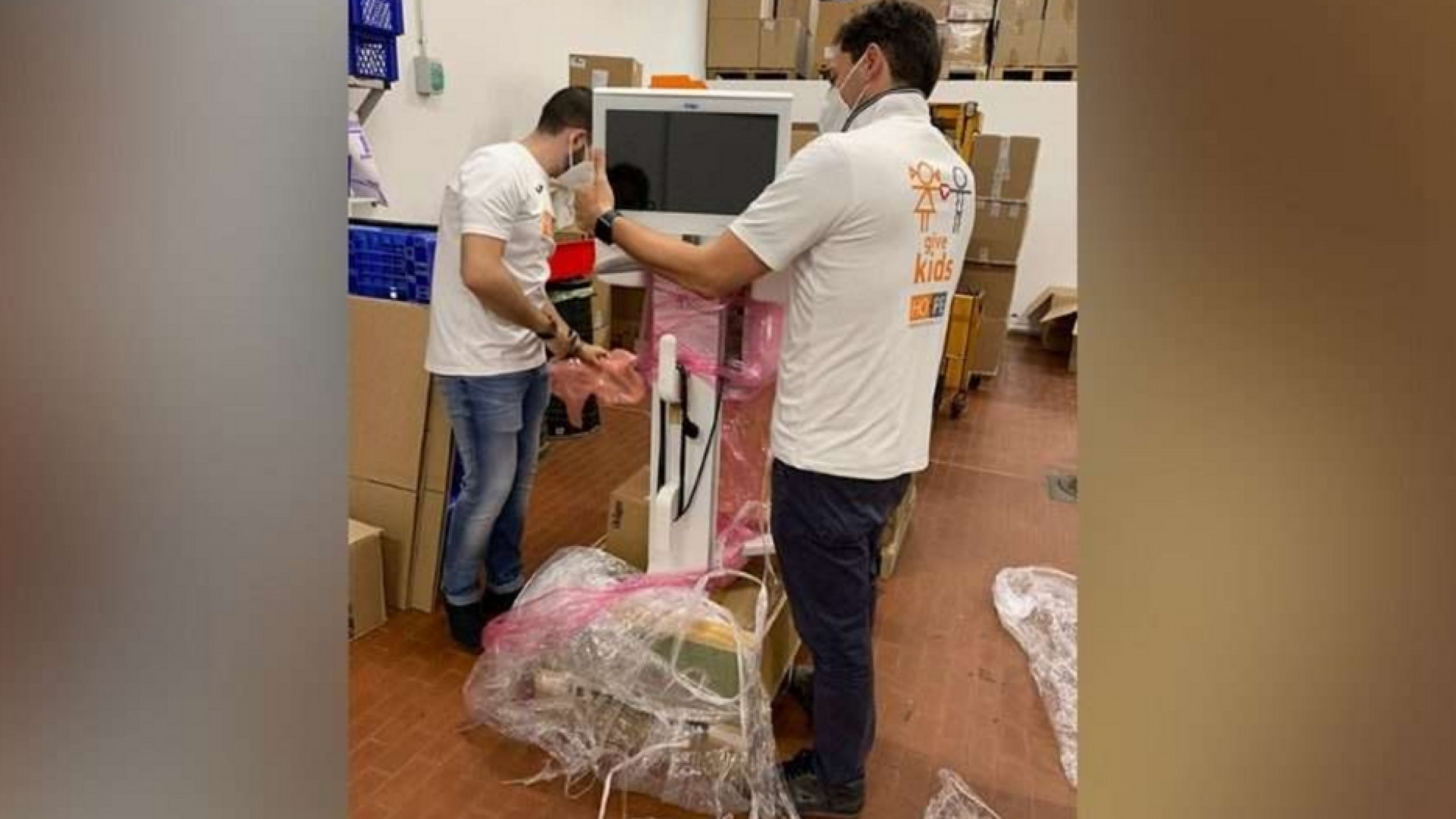 Immagine di 18 ventilatori in dono dal Papa al Brasile ferito dalla pandemia