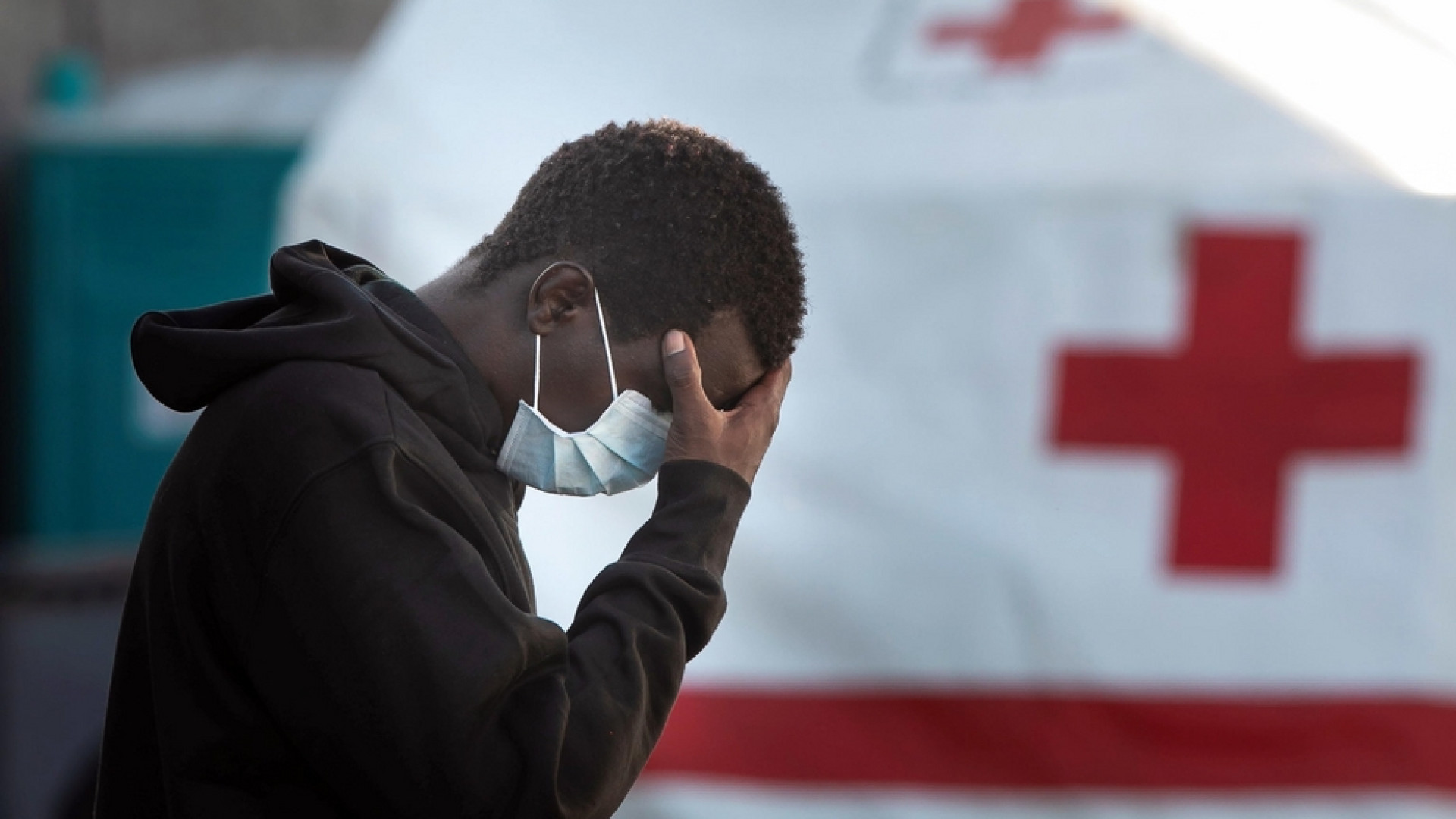 Immagine di Aggressioni a stranieri dalla Toscana al Sud Italia