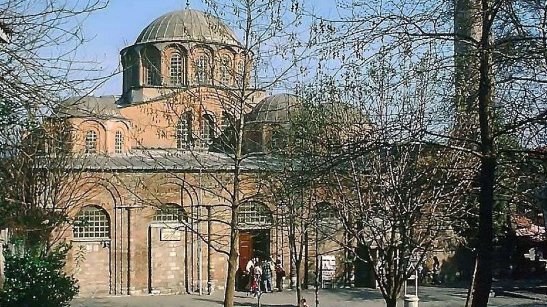 Immagine di Erdogan trasforma in moschea un'altra chiesa dopo Santa Sofia