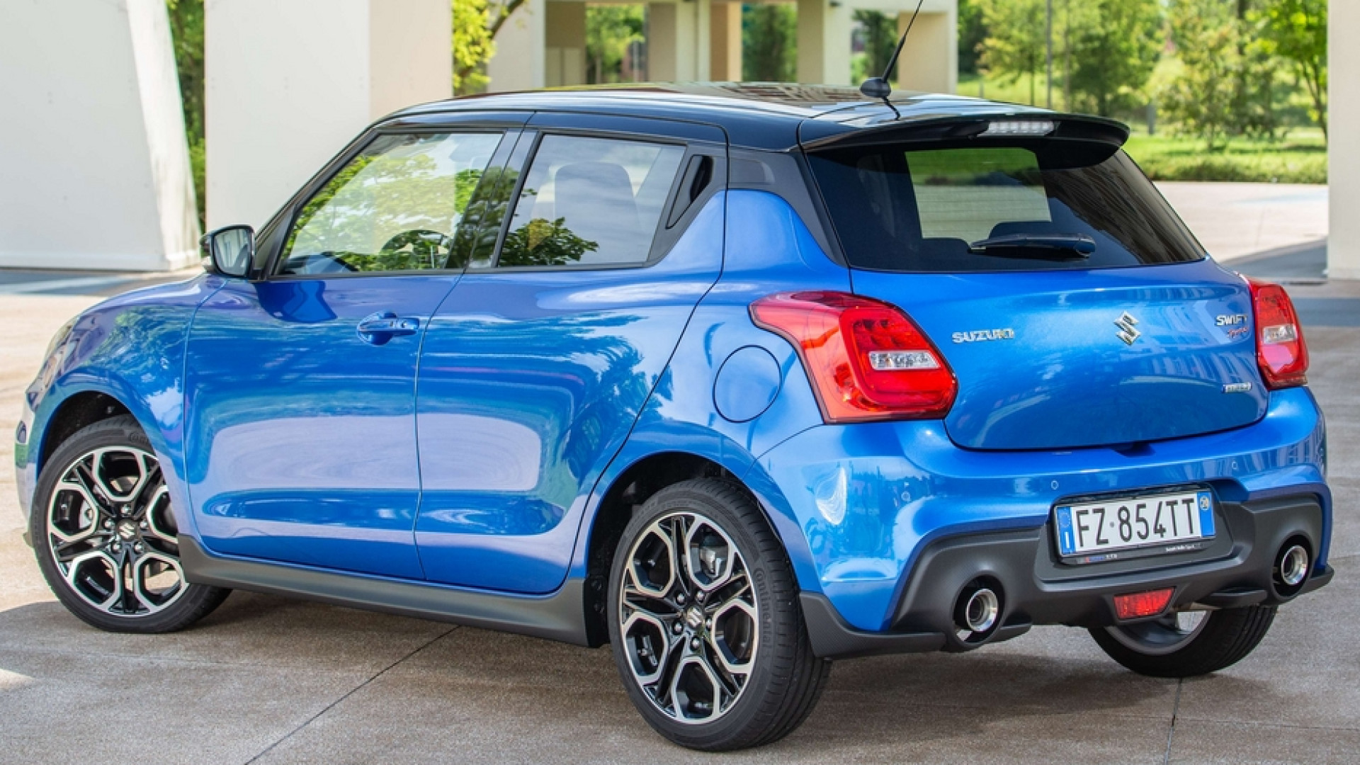 Immagine di Suzuki Swift Hybrid, l'auto con tante anime