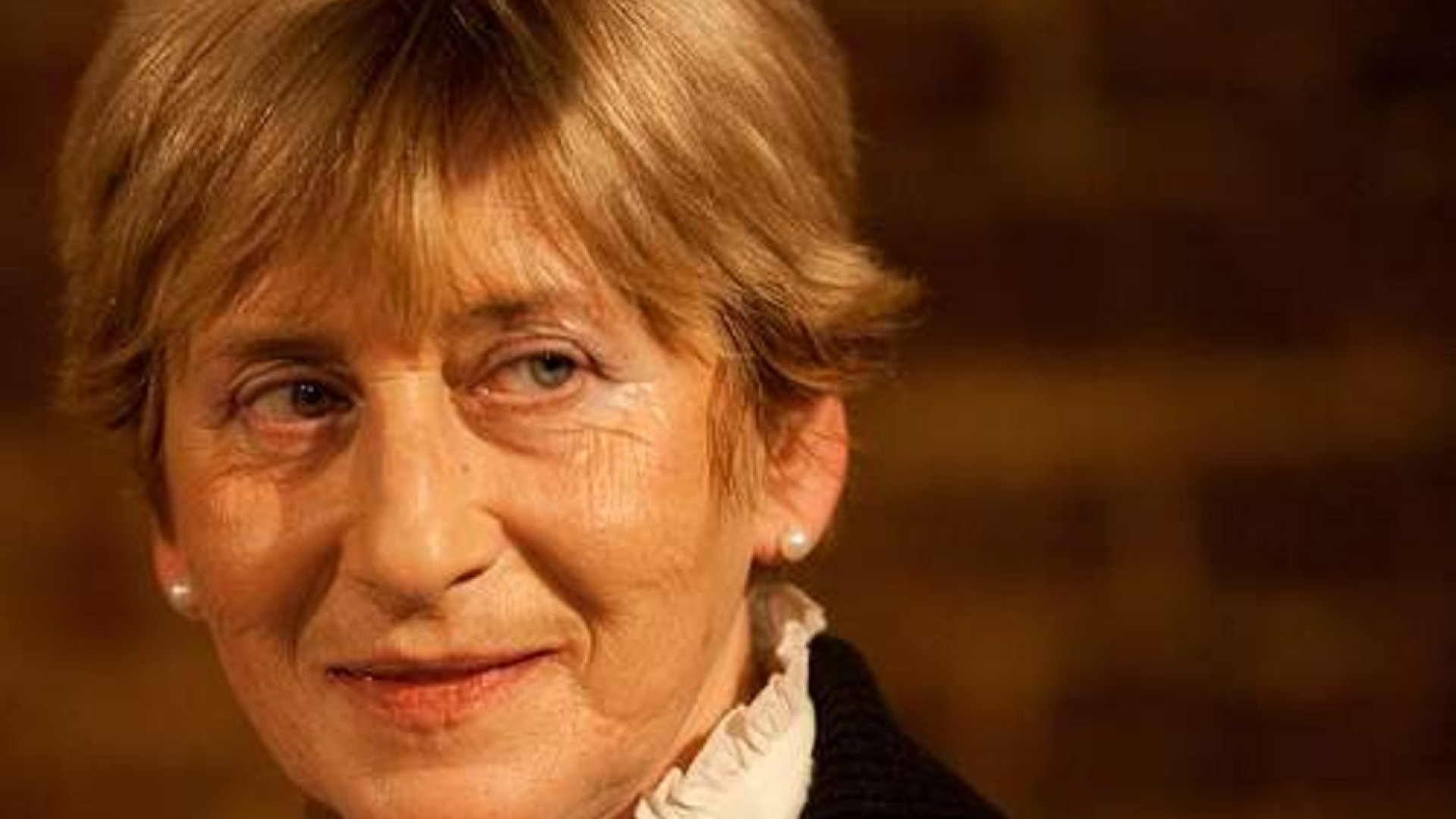Immagine di Sedakova, la poesia è lieve e durissima