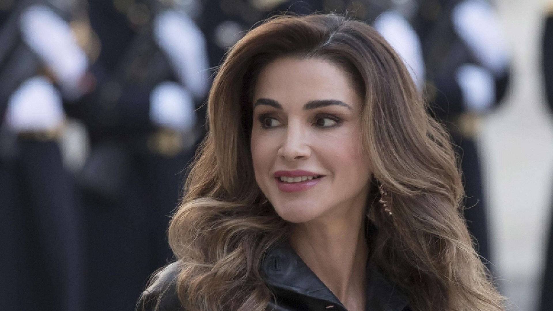 Immagine di Compie 50 anni Rania, la regina che "tifa" per le donne