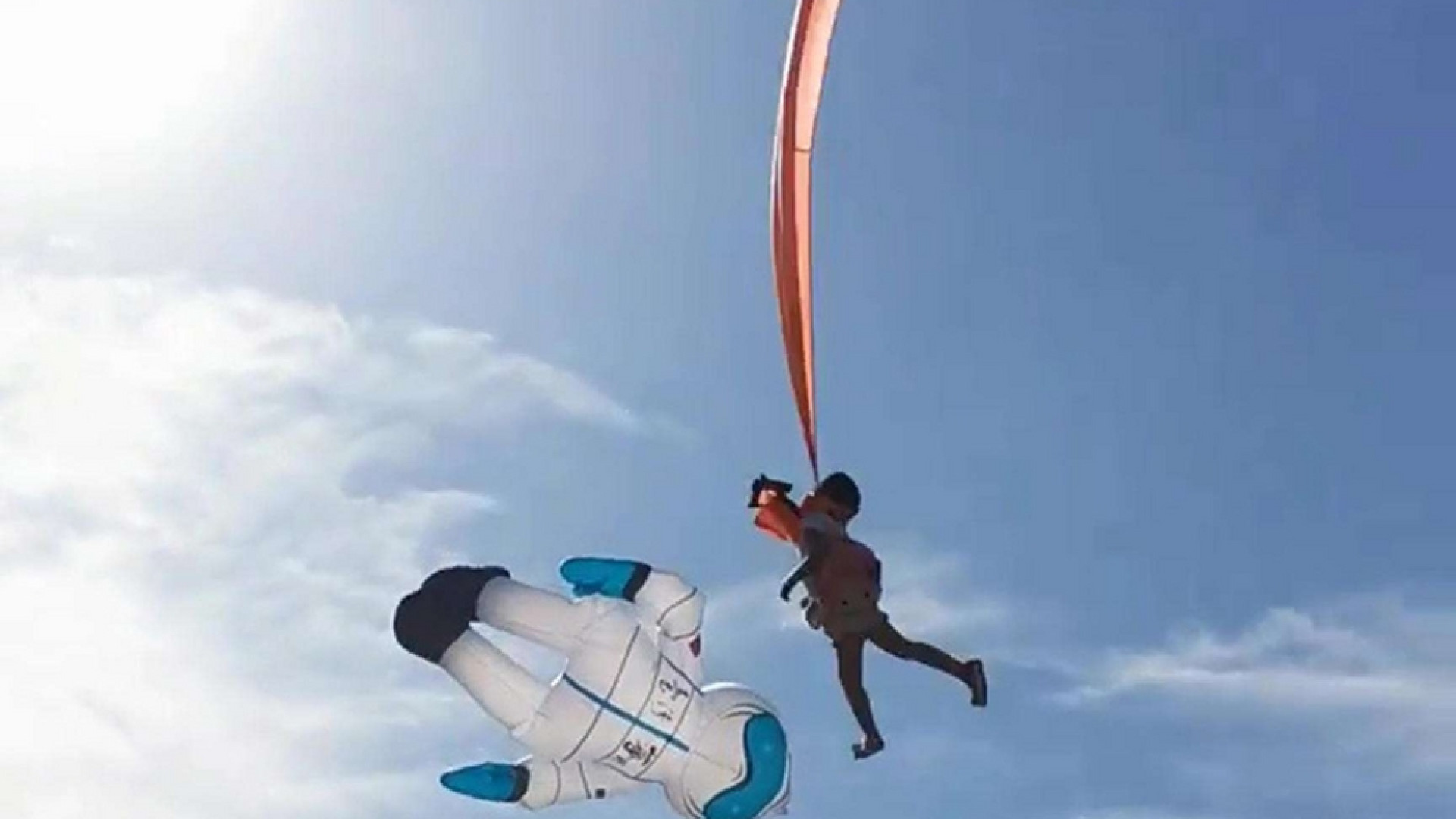Immagine di Con la bambina sull'aquilone, i nostri desideri di lieto fine