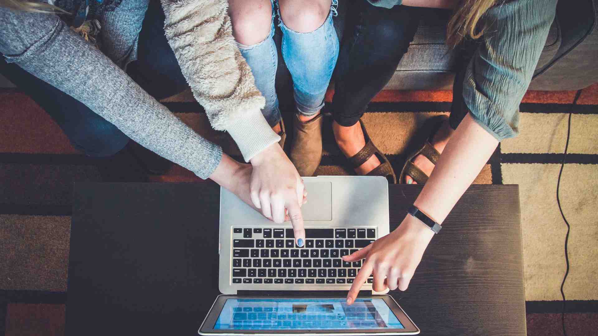 Immagine di Adolescenti stra-tecnologici ma fragili sul fronte emotivo
