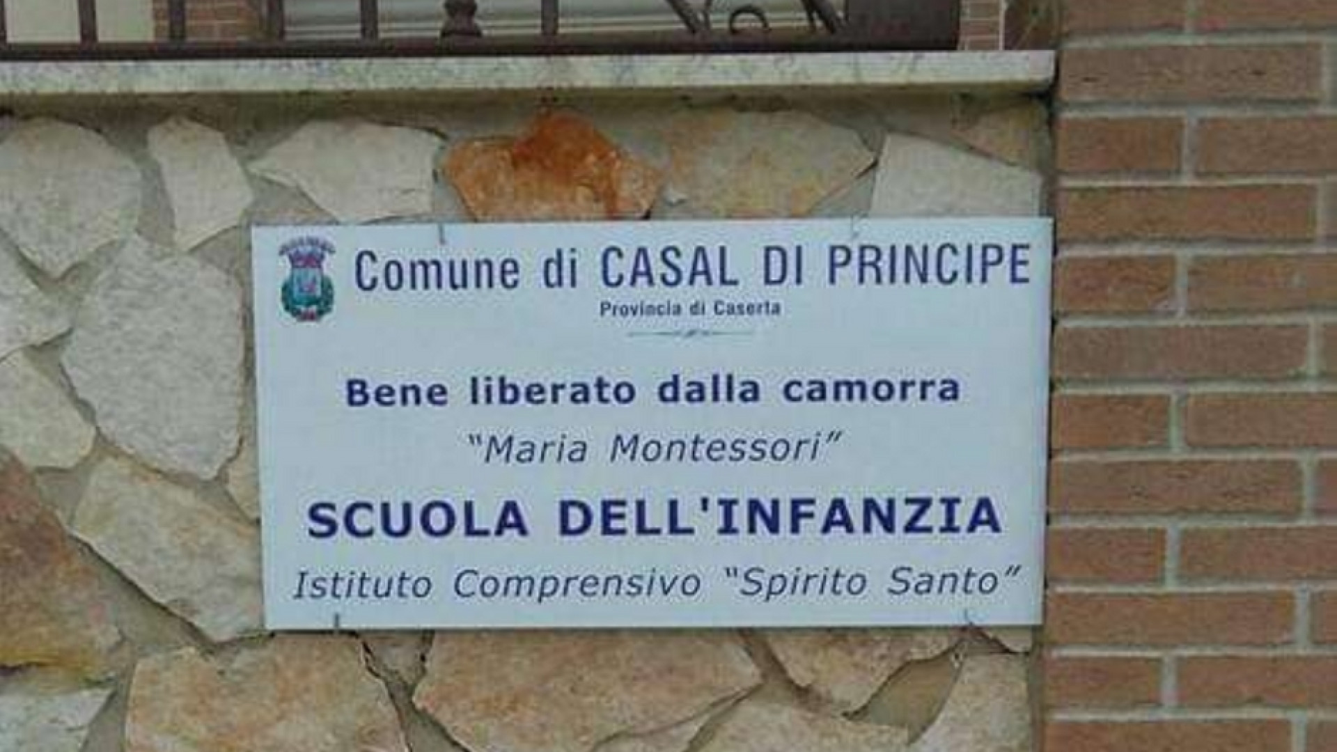 Immagine di Casal di Principe, a lezione nelle ville confiscate ai Casalesi