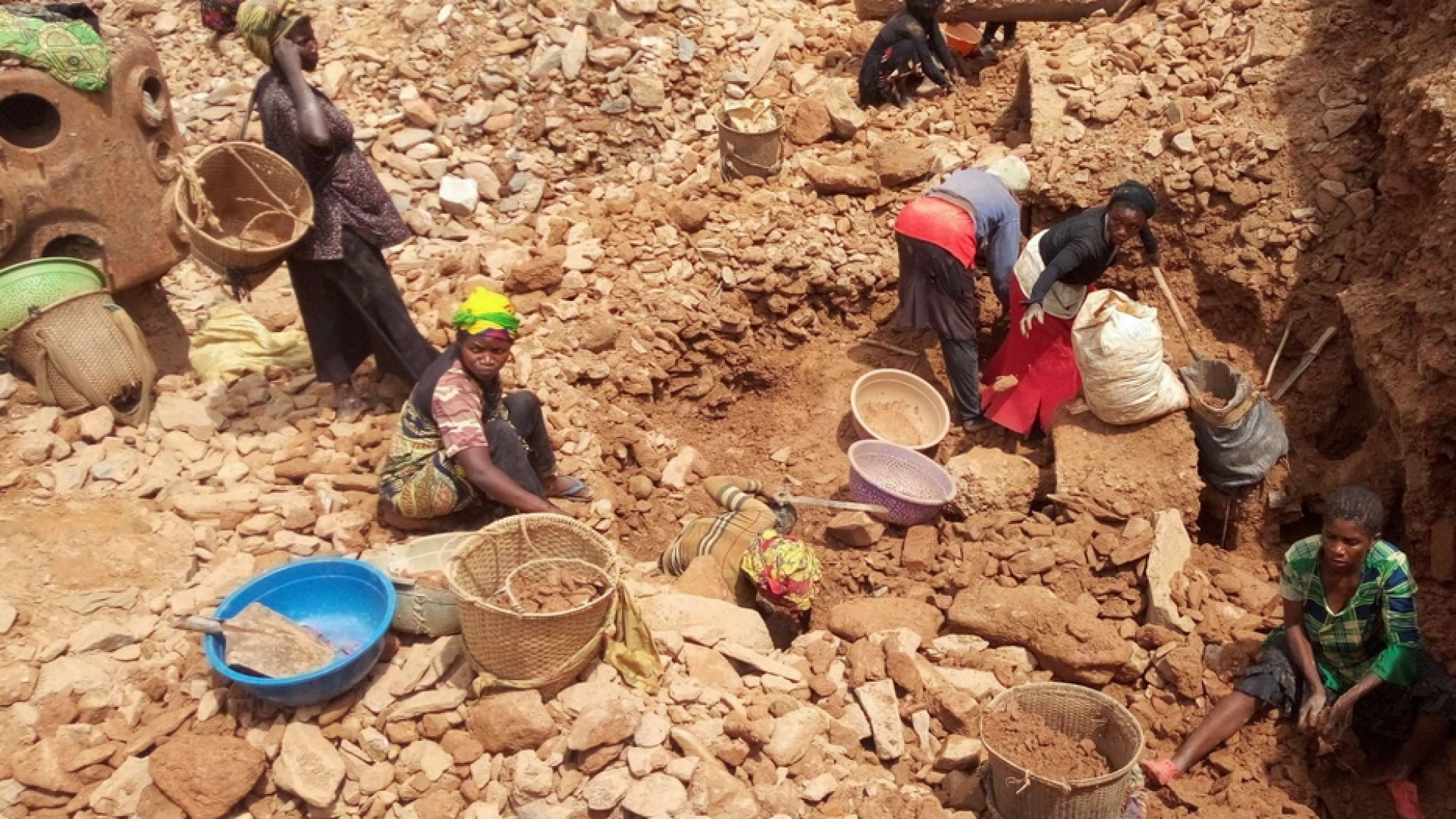Immagine di «Fermate lo sfruttamento dell’Africa». In campo le congregazioni religiose