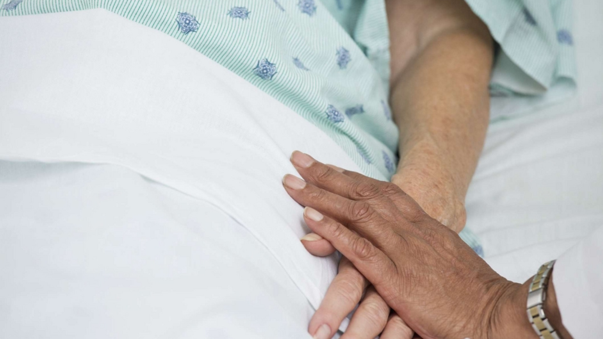 Immagine di L’eutanasia «crimine contro la vita. Non c’è un diritto al suicidio»