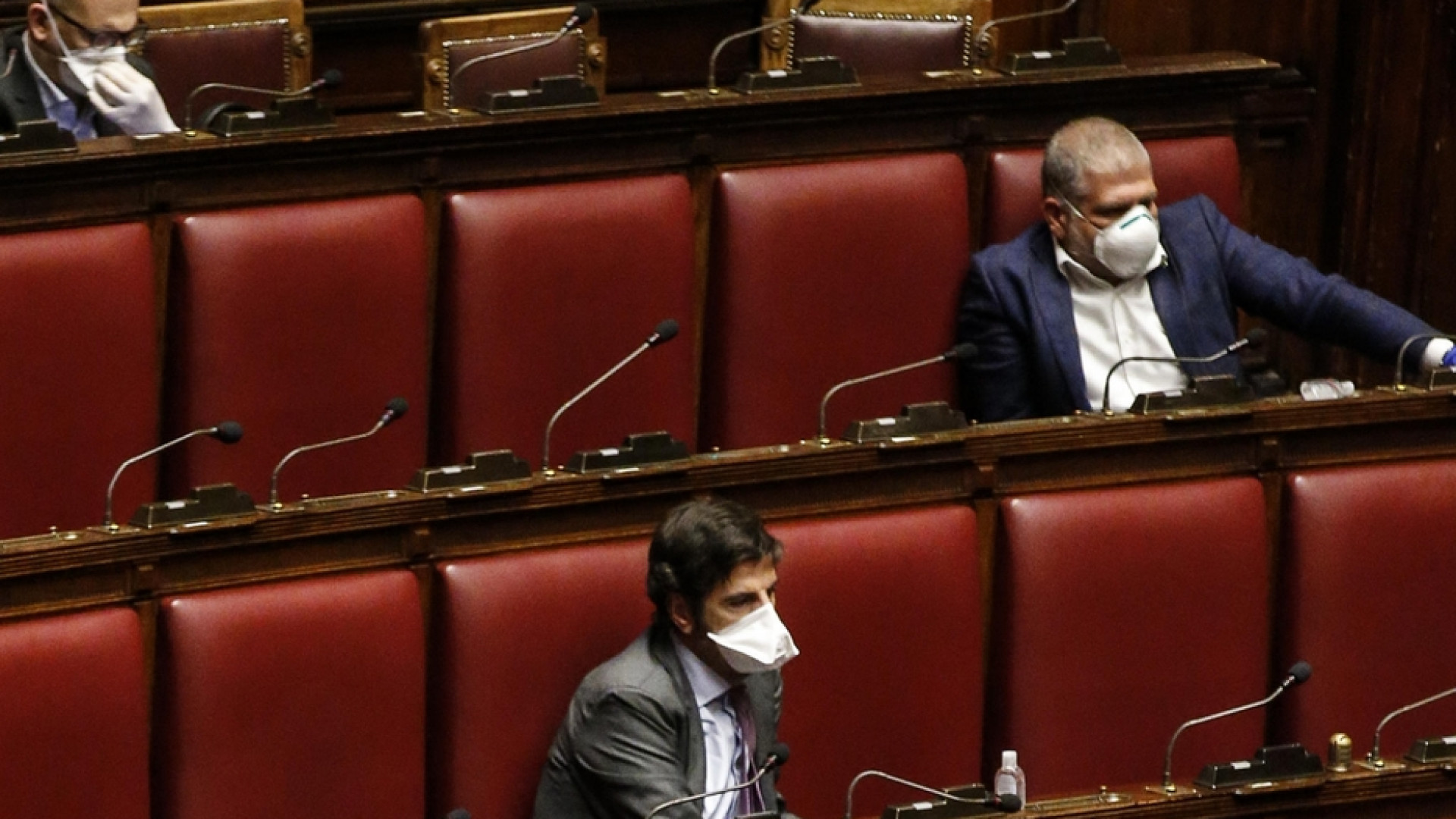 Immagine di «L'utero in affitto sia reato non solo in Italia», due disegni di legge