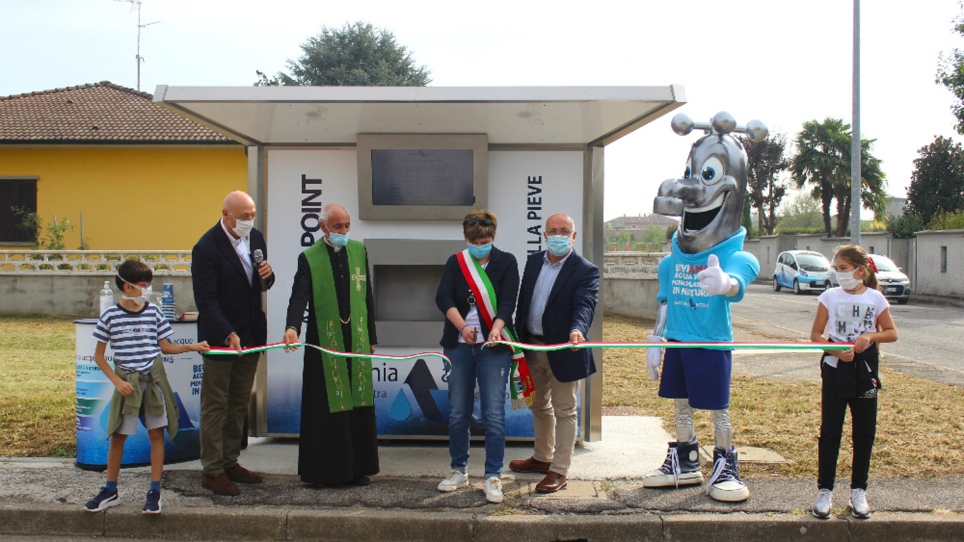 Immagine di Pieve San Giacomo, Padania Acque S.p.A.: inaugurata la casa dell’acqua “Fonte della Pieve”