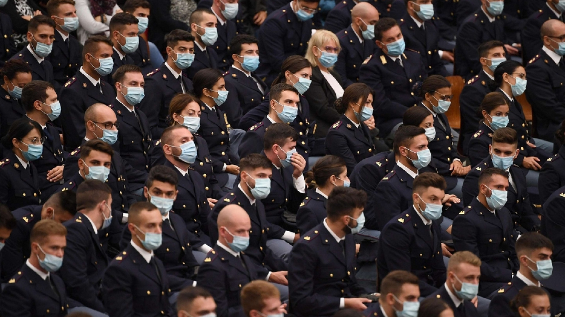 Immagine di Il grazie del Papa alla polizia che lavora in Vaticano
