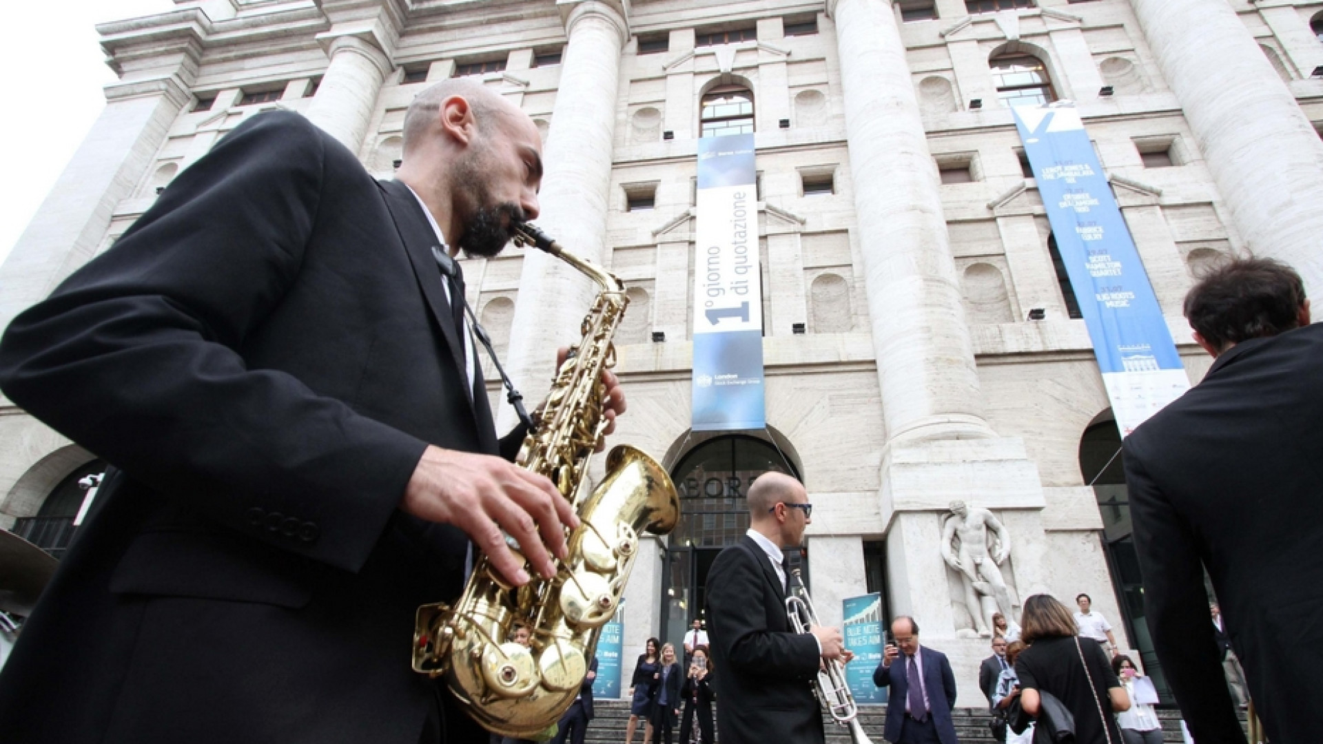 Immagine di Piazza Affari trasloca da Londra a Parigi