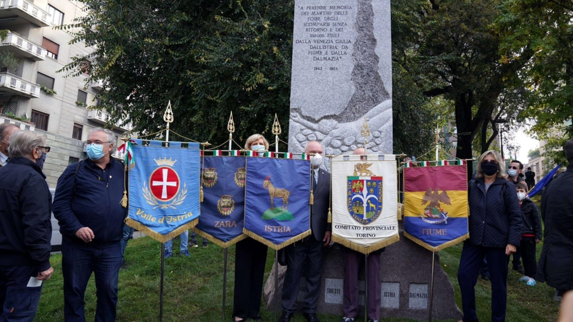Immagine di Un monumento per non dimenticare. Milano onora i martiri delle foibe