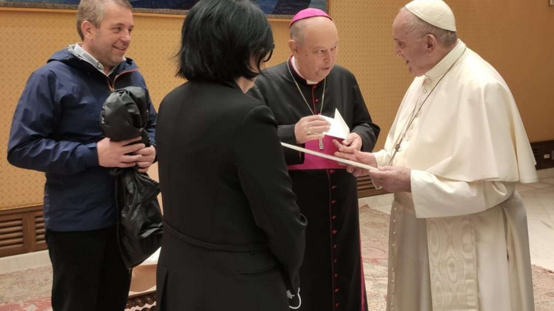 Immagine di «Nell’abbraccio di Francesco la condivisione di un dolore»