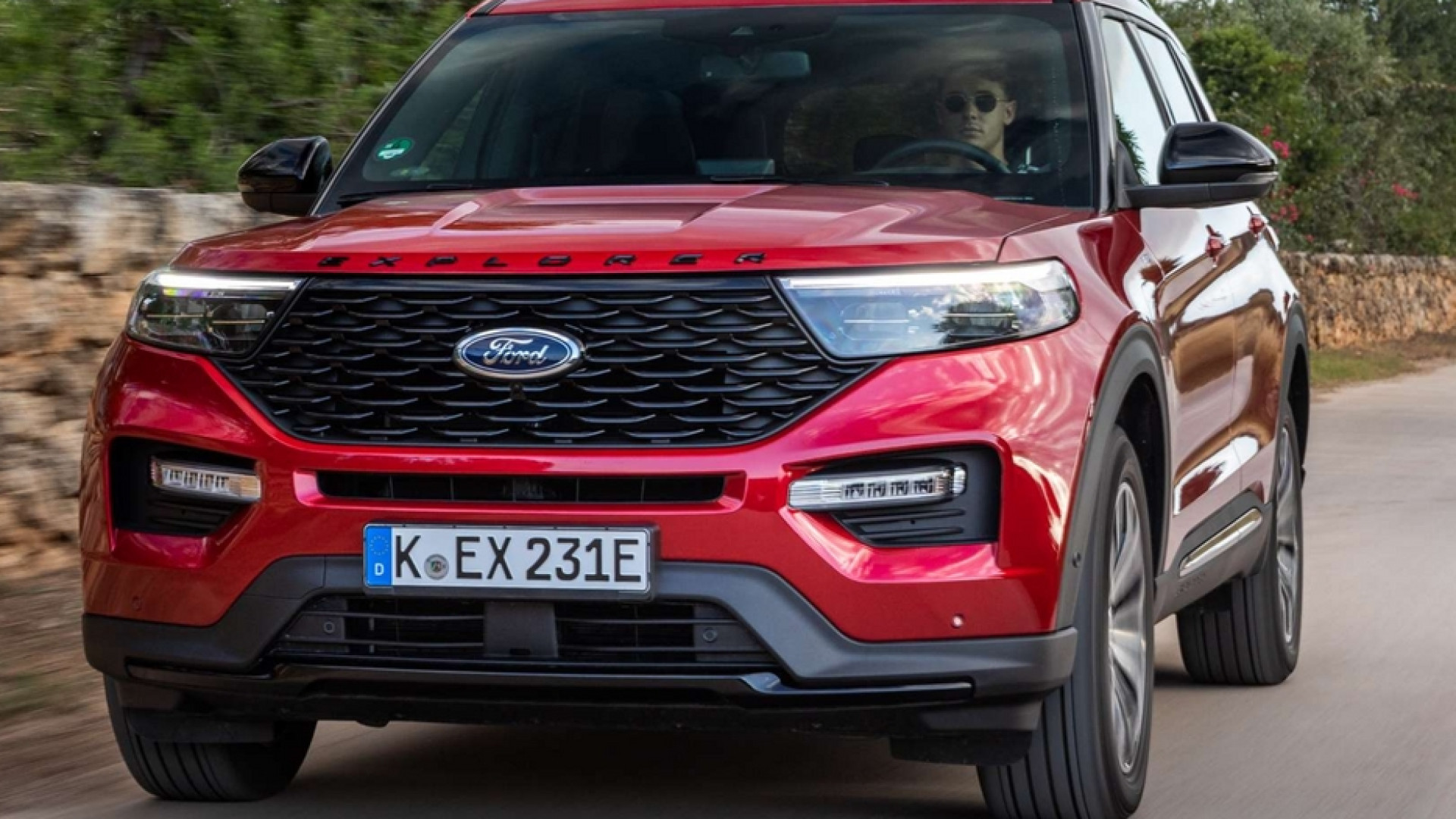 Immagine di Ford Explorer, arriva in Italia il maxi Suv elettrico