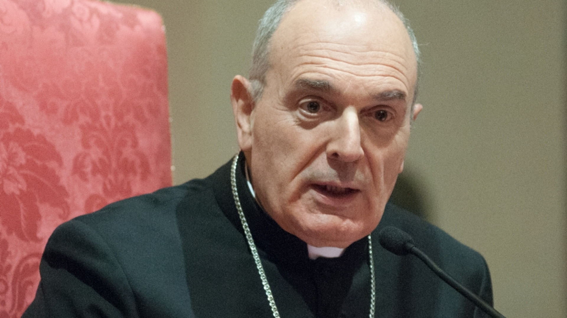 Immagine di Camisasca: gay, «equivoci no, dialogo sì»