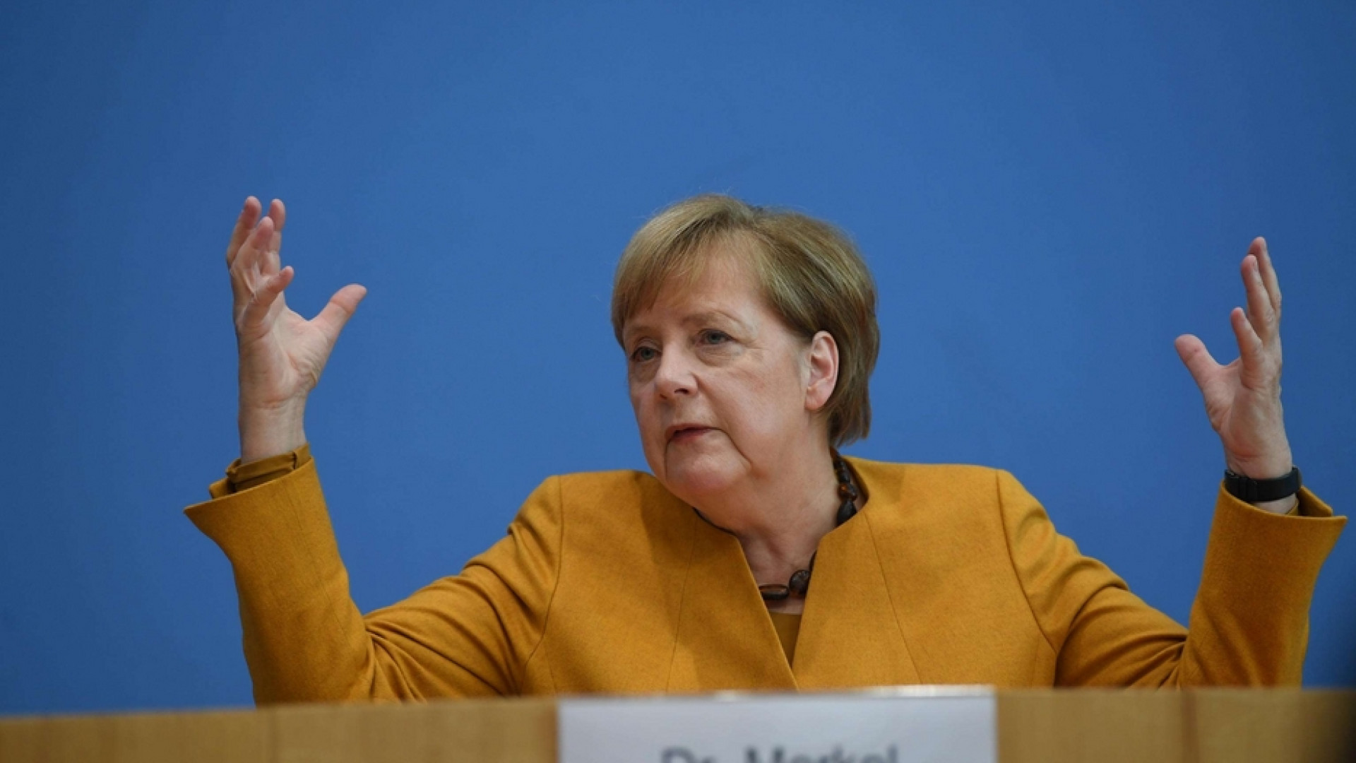 Immagine di Dalla Germania al Portogallo, l'Europa in lockdown. Merkel: durerà a lungo