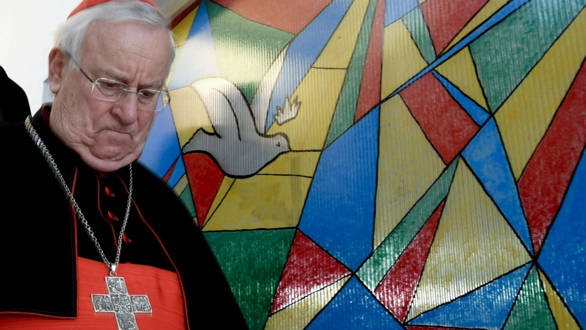 Immagine di Il cardinale Bassetti lascia la terapia intensiva. «Lieve miglioramento»