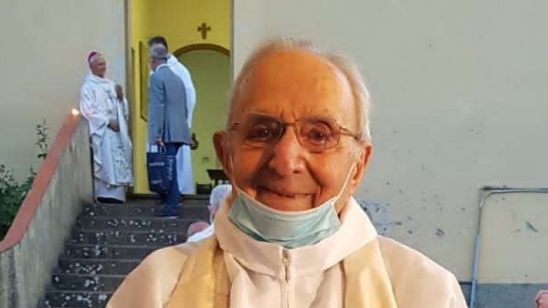 Immagine di Fiesole: don Sergio, 54 anni nello stesso paese, tra carità e confessioni
