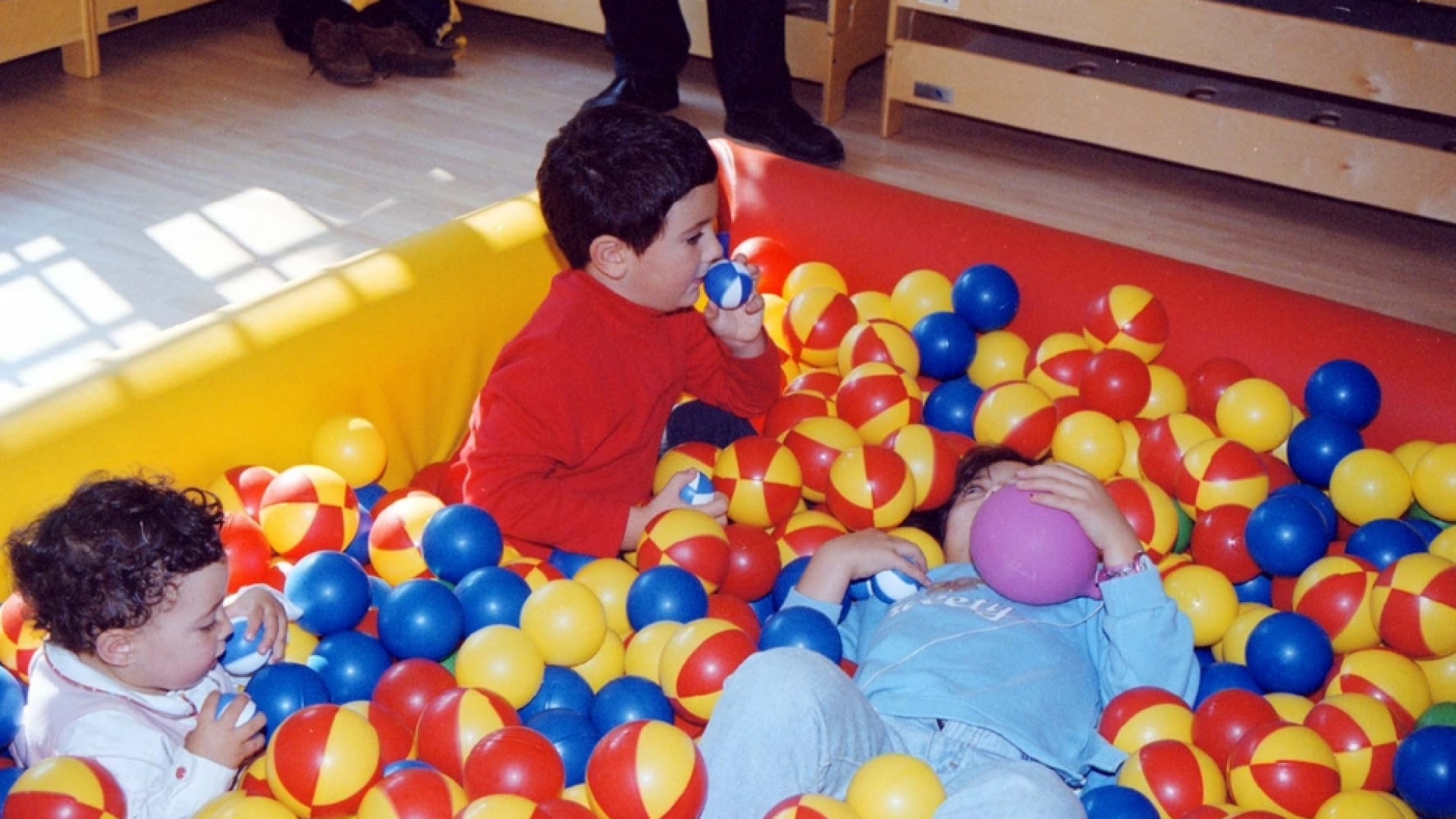 Immagine di Via familiare o asili nido? Un ideale tante variabili e un dibattito