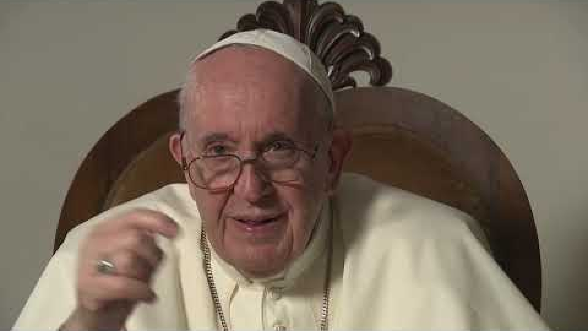 Immagine di Il Papa ai giovani: niente scorciatoie, sporcatevi le mani