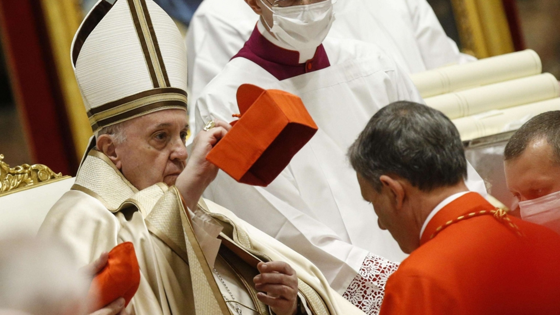 Immagine di Concistoro, papa Francesco ha creato 13 nuovi cardinali per il mondo