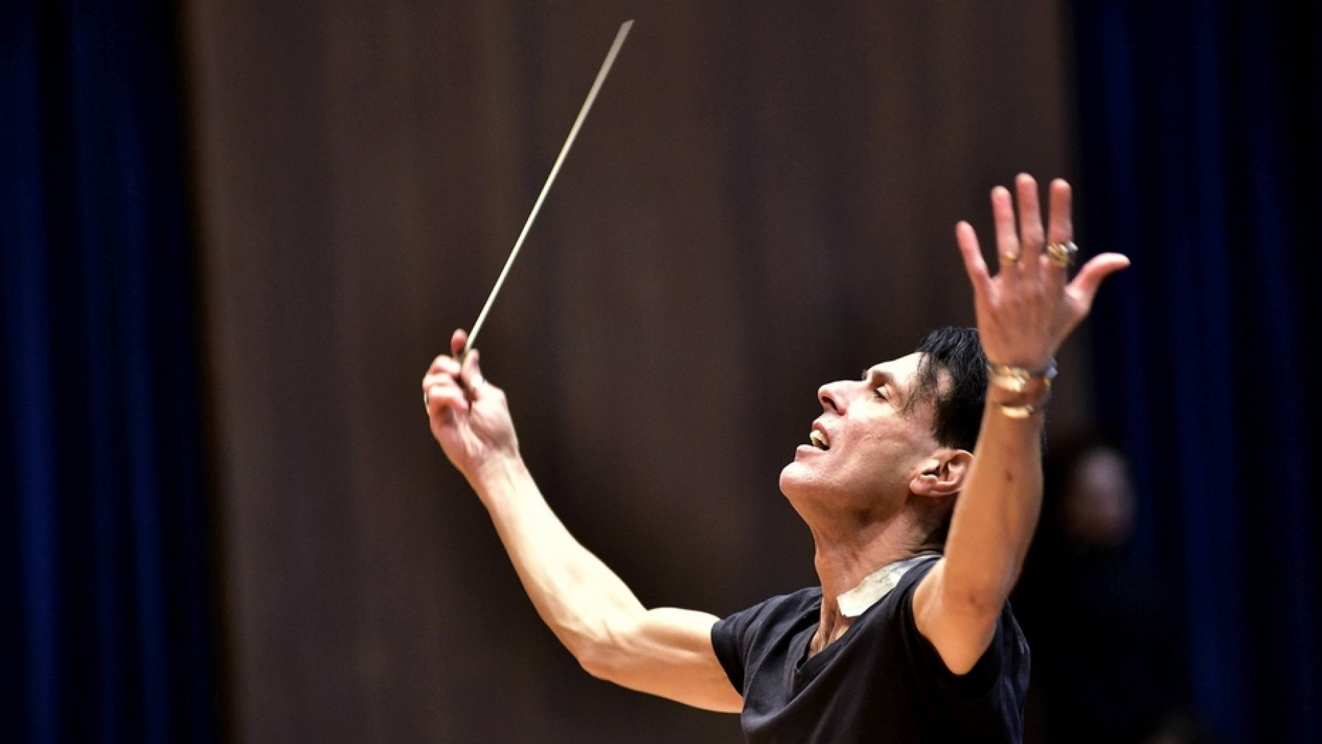Immagine di L'eredità di Ezio Bosso, una vita per la musica