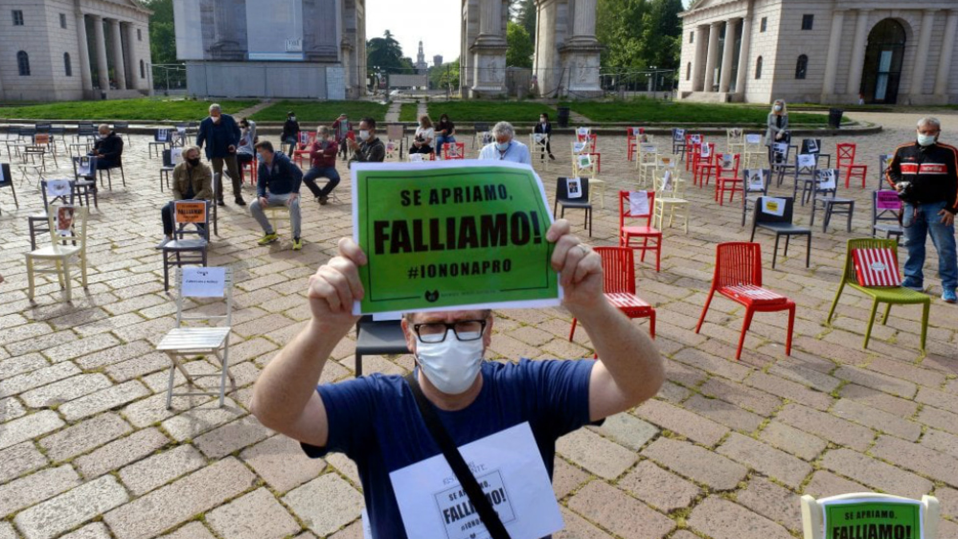 Immagine di La ristorazione è in ginocchio: «Basta a chi vuole negarci il nostro futuro»